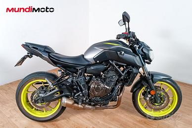 YAMAHA MT 07 - 2019