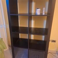 mobile marrone scaffale Ikea KALLAX