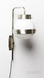 Lampada da parete Artemide Delta di Sergio Mazza