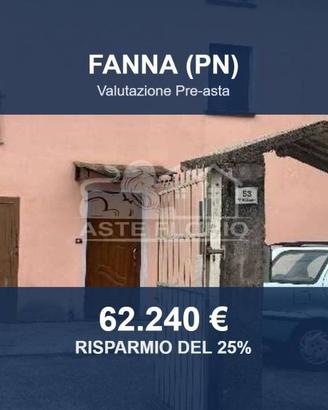Immobile in asta di 250 m² con più di 5 locali e b