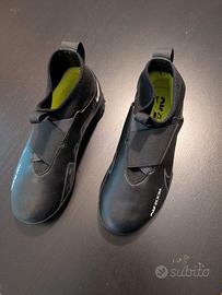 SCARPE CALCIO NIKE N. 35 NUOVE MAI USATE
