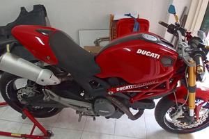 ducati monster 696 DEL 2009
