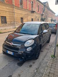 FIAT 500L BEATS LIMITED EDITION TREKKING