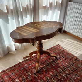 tavolo in legno vintage