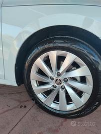 Set cerchi/gomme 17" originali Skoda