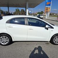 Kia Rio 1.1 CRDi 75cv | OK NEOPATENTATI | Euro 6 |