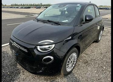 FIAT 500e Berlina 42 kWh