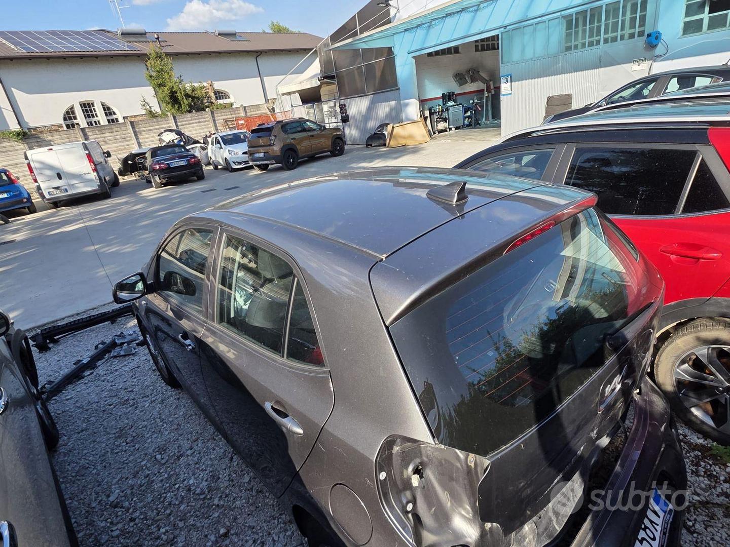 Kia Picanto 2023 photo 5