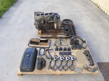 Motore usato smontato 4 cil. Iveco mod. F4GE9454H