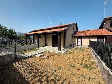 Villetta a schiera nuova costruzione-Vinchiaturo