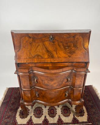 Scrittoio antico Luigi XV radica di noce fine 700