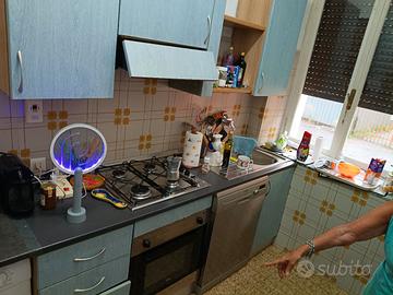 Cucina 2,20 m. in buone condizioni 