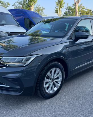 Volkswagen Tiguan 2.0 TDI 150 CV SCR DSG Elegance