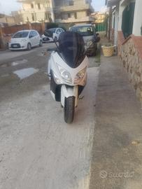 T-Max 2011
