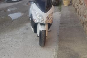 T-Max 2011