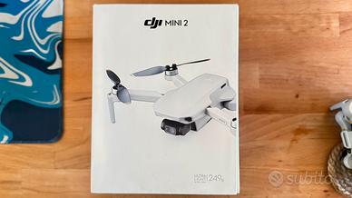 DJI Mini 2 4K sotto 249g + 3 batterie + borsa PRO