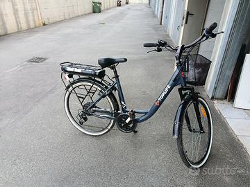 EBIKE DONNA PRATICAMENTE NUOVA