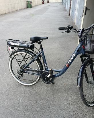 EBIKE DONNA PRATICAMENTE NUOVA