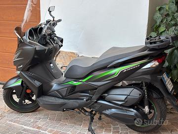 Kawasaki j300