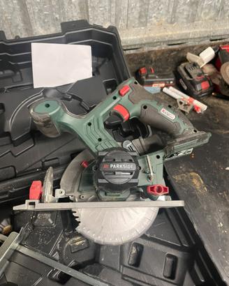 Sega circolare a batteria