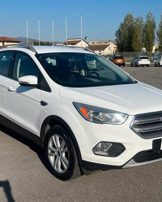 Ford Kuga 1.5 tdci Plus s&s 2wd 120cv