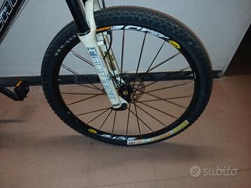 MTB  IN CARBONIO 26" SCAPIN