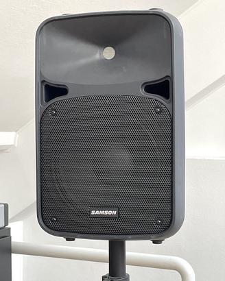 Altoparlante attivo 2 vie AURO D210 200 watt
