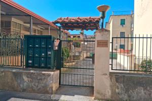 Appartamento di 3 vani con terrazzino