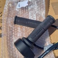 Manopole non riscaldate per Ducati Multistrada V4