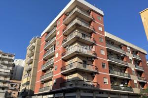 LUMINOSO QUADRIVANI, VIA PITAGORA