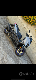 Yamaha X-max