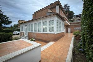 Villa Unifamiliare fronte lago Bracciano