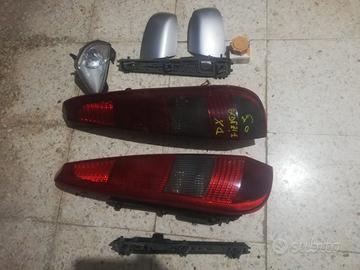 Ford Fiesta anno 2002-2007 pezzi di ricambio