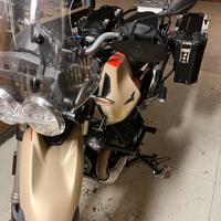 Moto Guzzi V85TT come nuova