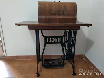 macchina da cucire Necchi