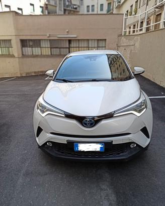 Toyota C-HR Lounge 1.8 Hybrid 2017