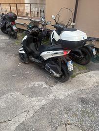 piaggio MP3