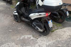 piaggio MP3