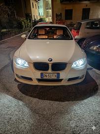 BMW E93 320d Cabrio (MANUALE)