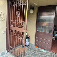 Inferriata per porta d’ingresso.