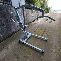 Sollevatore elettrico per anziani o disabili