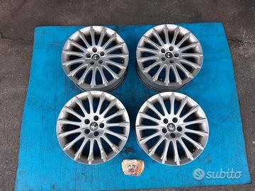 Cerchi in lega Alfa 147 2005 16 pollici ET41.5