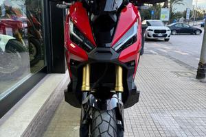 Honda X-adv 750