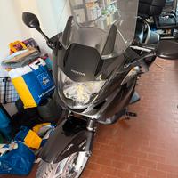 Honda Deauville 700 ABS