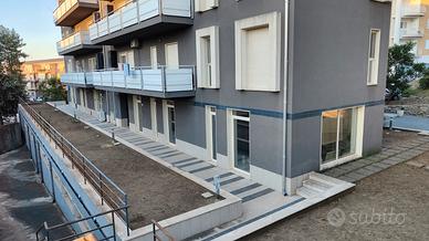 Locale commerciale enna bassa