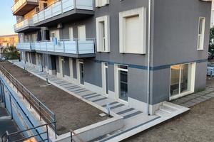 Locale commerciale enna bassa