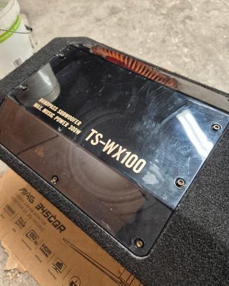 Subwoofer in Bandpass Pioneer ts-wx100