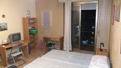 Stanza in Viale Lazio(solo donne)