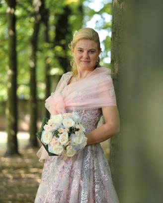 abito da sposa rosa 