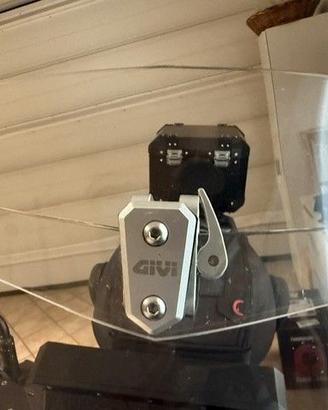 GIVI S180T Spoiler Parabrezza Moto